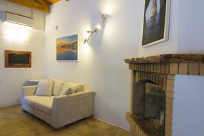 Traditional Villa | Living area