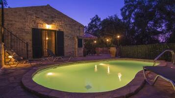 Seasonal outdoor pool