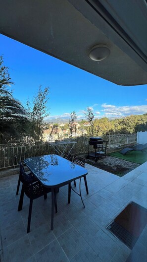 Departamento, alberca privada, planta baja (Patio, No 01) | Terraza o patio