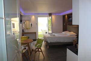 Suite Deluxe (No 26A) | Espace de travail pour ordinateur portable, chambres insonorisées