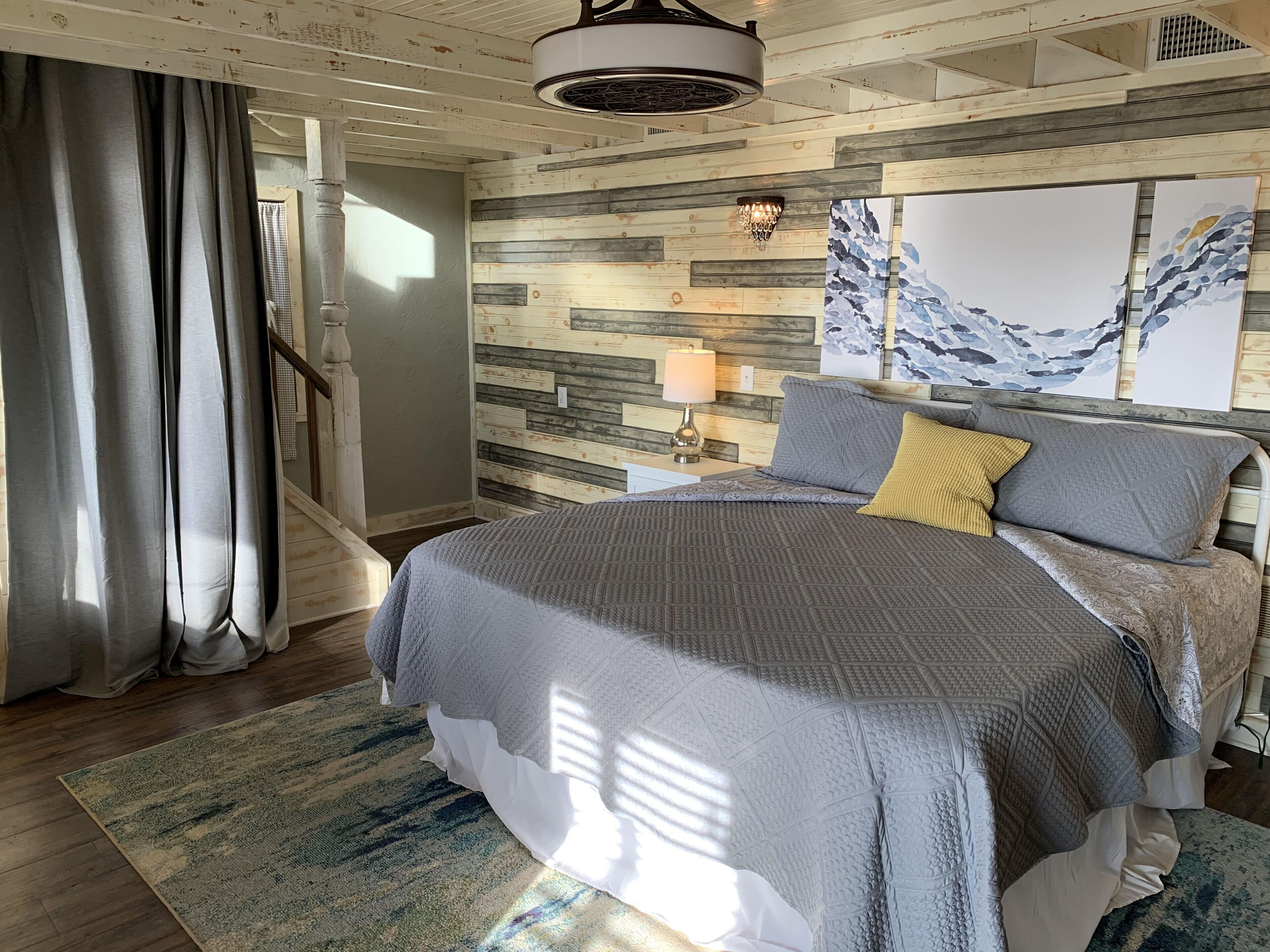 3 chambres, fer et planche à repasser, lit parapluie, Wi-Fi gratuit