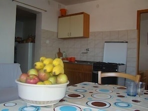 Dining - Robinson's vacation directly by the sea in Croatia Wonderful vacation (Tkon)