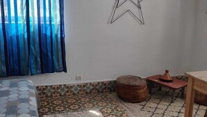 Imagen sin descripción, 3 de 25, botón