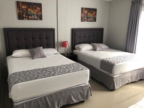 Double Room, 2 Queen Beds, Accessible, Mountain View | Free WiFi, bed sheets - Hotel Plaza Alicante (San Pedro Sula)