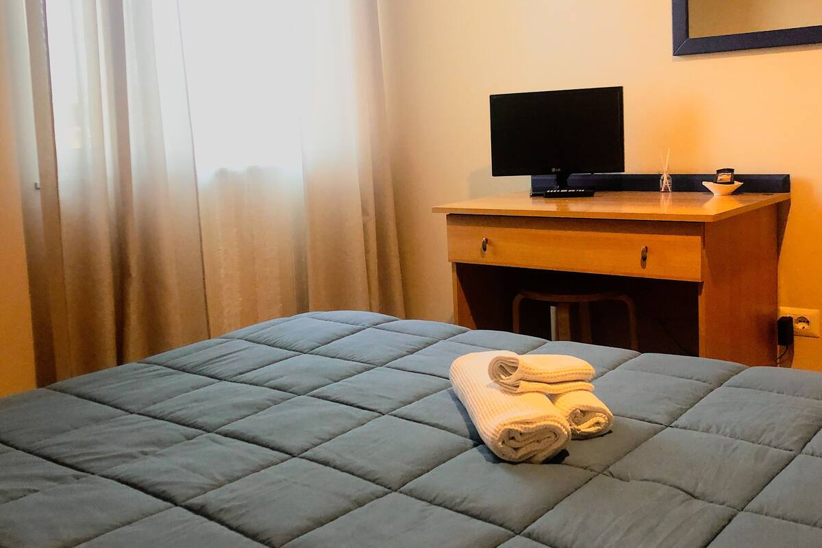 Habitación económica doble | Wifi gratis