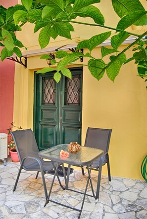 Courtyard - Old Town Venetian Studio  by CorfuEscapes (Corfu)
