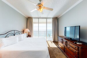 3 bedrooms, iron/ironing board, Internet, bed sheets