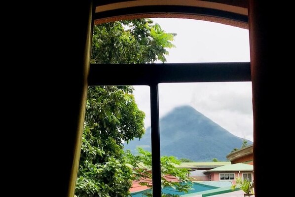 2 habitaciones, decoración personalizada y muebles diferentes