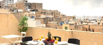 Historic Valletta Private Houses