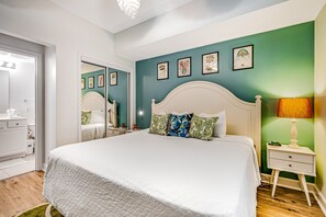 1 chambre, fer et planche à repasser, accès Internet, draps fournis