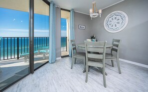 Dining - Vacations are BETTER on the BEACH! ** 1BR @ Phoenix V (Orange Beach)