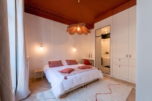 3 bedrooms, desk, iron/ironing board, free WiFi - Sumptuous 3 Bedrooms Opéra - Grands Boulevards (Paris)