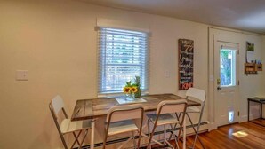 House (1519_NTejon) | Private kitchen | Coffee/tea maker, fridge, microwave, stovetop - 1519_ntejon (Colorado Springs)