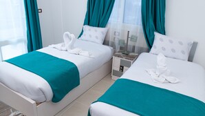 Luxury Suite | 1 bedroom, minibar, laptop workspace, blackout drapes - Swiss Royal Dahab (St. Catherine)