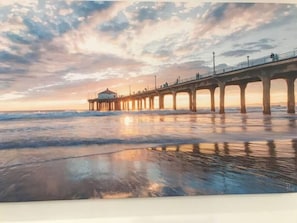 Miscellaneous - Blocks from the beach, enjoy this newly renovated studio. (Hermosa Beach)