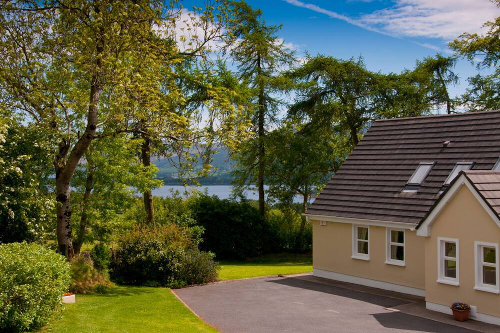 Overlooking Stunning lake and mountain views