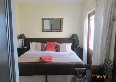 Small Guest Flat in Koro Creek Golf Estate