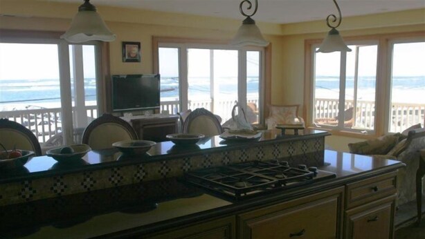 Condo | Private kitchen