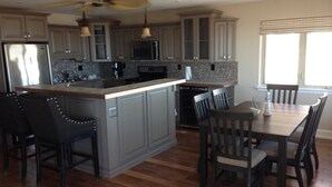 Unclassified image, 4 of 21, button - Nw118 East Spruce Avenue, Unit 1 (North Wildwood)