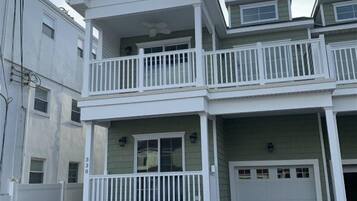 House | Exterior
