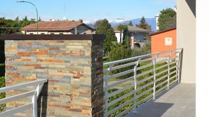 Leilighet – deluxe, 1 soverom, hageutsikt (A1) | Terrasse/patio