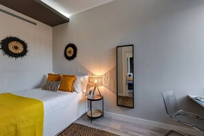 1 chambre, fer et planche à repasser, Wi-Fi gratuit, draps fournis