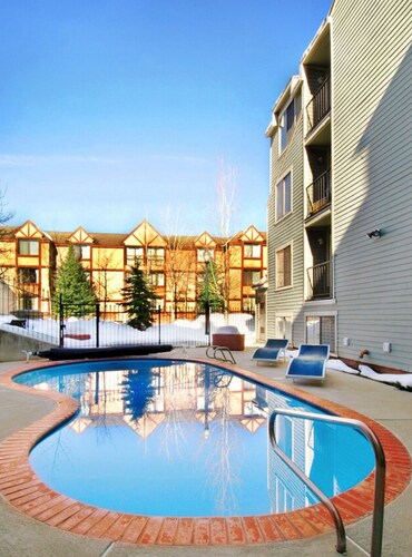 Carriage House #204 by Blueswell