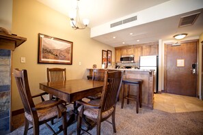 Dining - Sundial #c303 by Blueswell (Park City)
