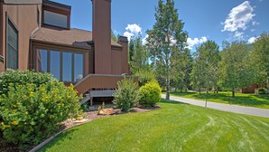 Unclassified image, 2 of 25, button - Three Kings Condos #2 by Blueswell (Park City)