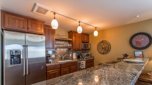Unclassified image, 4 of 25, button - Three Kings Condos #2 by Blueswell (Park City)