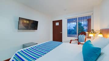 Double Room | Minibar, in-room safe, iron/ironing board, free WiFi