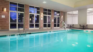 Indoor pool, pool loungers