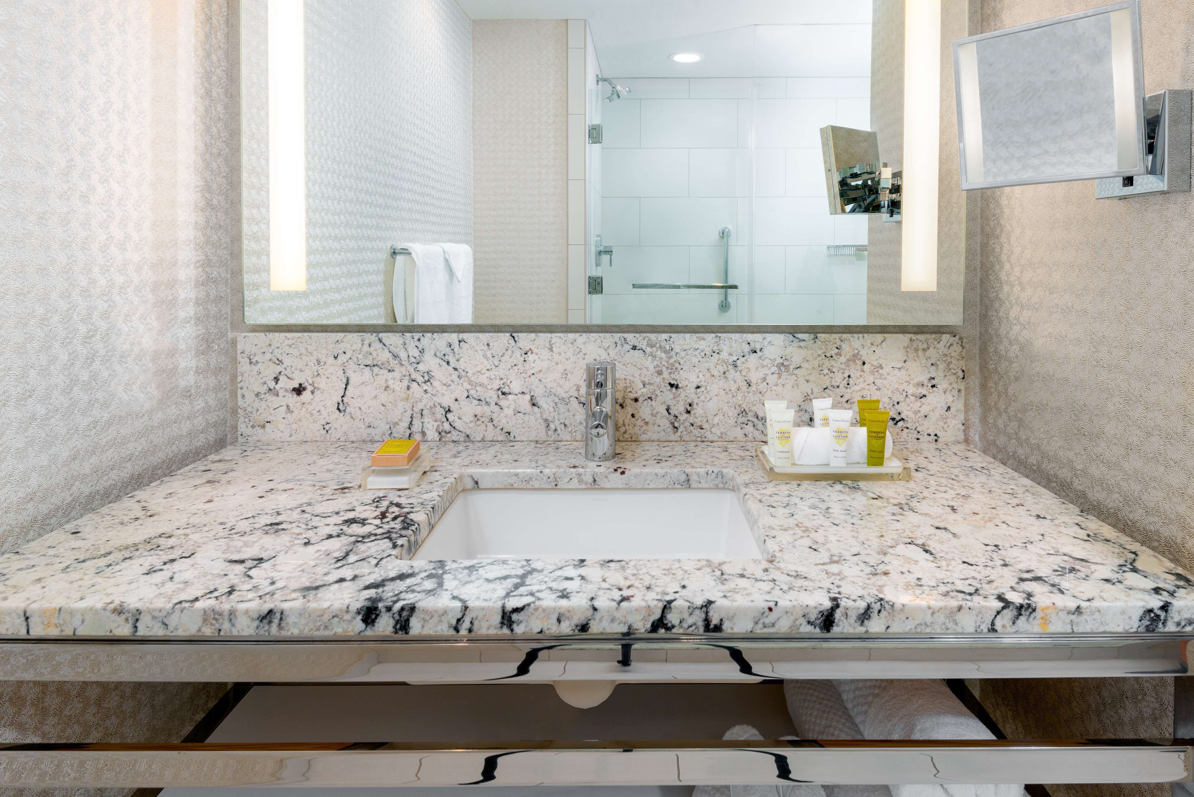 Foto - Hilton Charlotte Airport Hotel