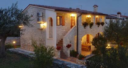 LAST MINUTE - HOLIDAY HOUSE MANUEL- Istrian stone house in a quiet vacation resort