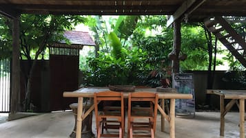 16-inch TV with cable channels