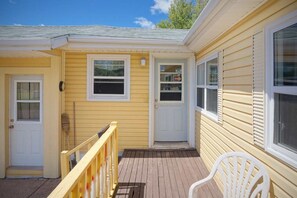 Exterior detail - (6) Private Double Suite at Green Acres Summerside (Summerside)