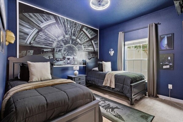 5 chambres, fer et planche à repasser, lit de bébé portatif, Wi-Fi