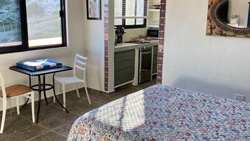 1 bedroom, travel cot, free WiFi, bed sheets