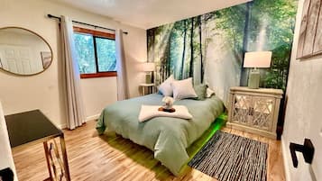 2 bedrooms, iron/ironing board, free WiFi, bed sheets