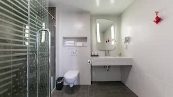 Shower, hair dryer, bathrobes, slippers