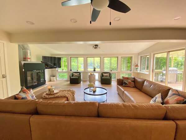 Smart TV, fireplace, books