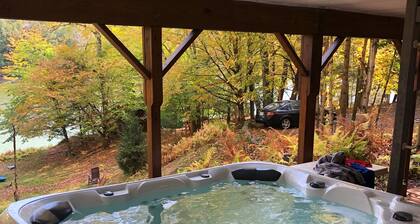 * Upouusi listaus * 7 makuuhuoneen 6 kylpy Lakehouse vuodepaikkoja 14 johdantohinta!