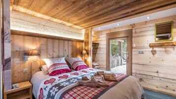 5 間睡房、熨斗/熨衫板、可攜式嬰兒床、Wi-Fi