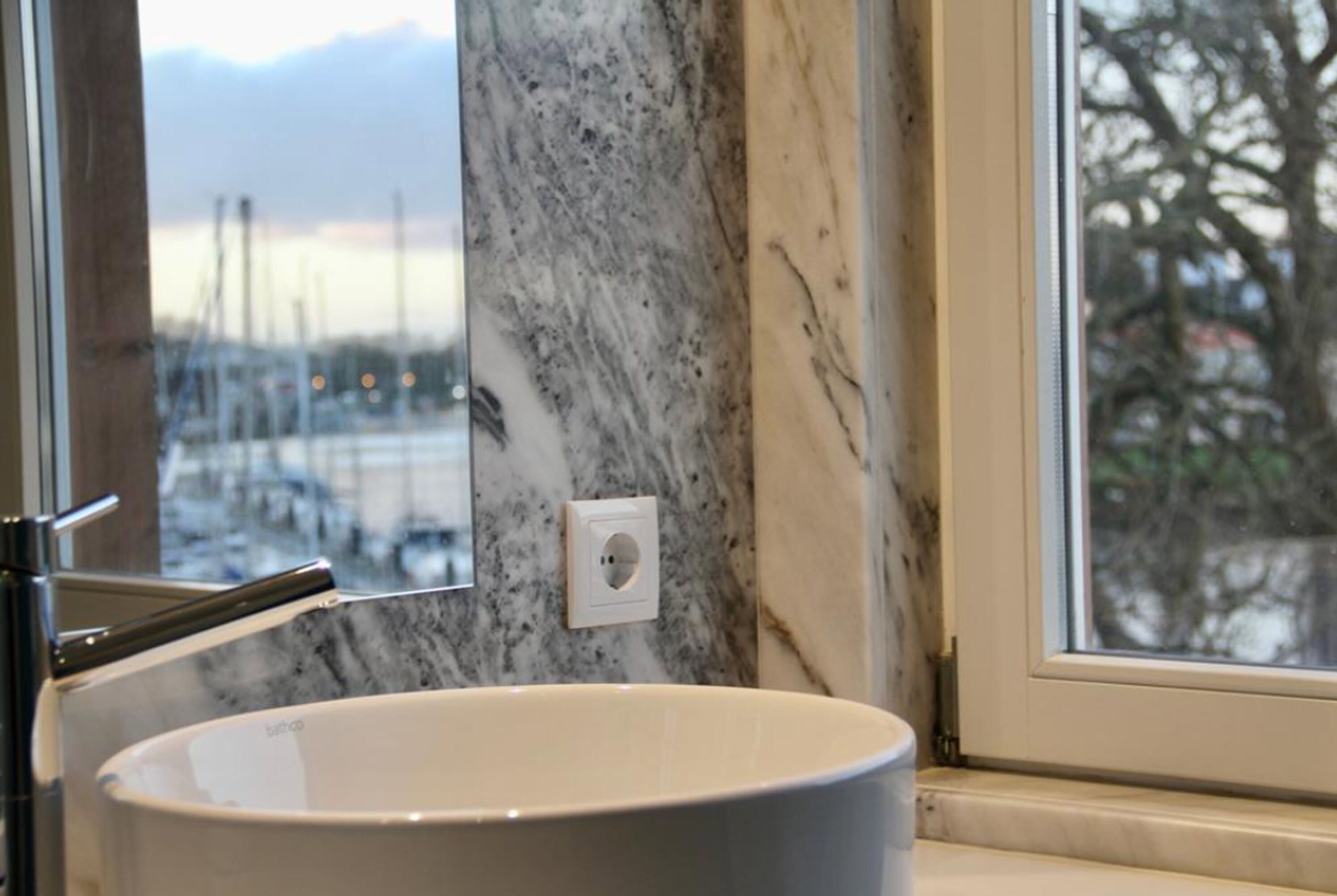 shower, bidet, towels, soap