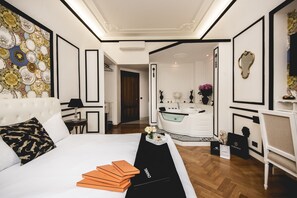 1 Schlafzimmer, Schreibtisch, BĂŒgeleisen/BĂŒgelbrett, Reisekinderbett