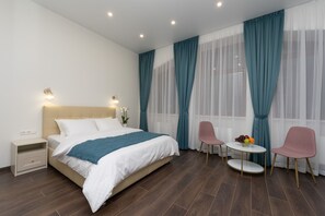 ห้องดีลักซ์ดับเบิล, เตียงควีนไซส์ 1 เตียง | ผ้าปูที่นอนฝ้ายอียิปต์, ��เครื่องนอนระดับพรีเมียม, ผ้านวมขนเป็ด