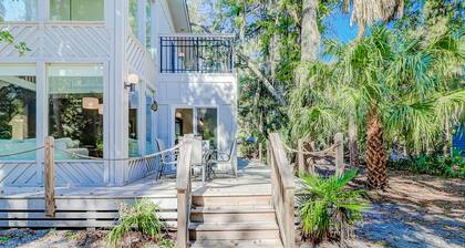 Hundefreundliches Haus mit geschlossenem Garten, Poolterrasse und privatem Pool