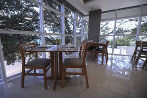 Interior - Figueiras Hotel & Eventos (Sao Miguel Do Oeste)