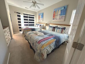 3 bedrooms, iron/ironing board, Internet, bed sheets