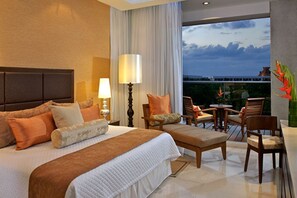 2 bedrooms, in-room safe, iron/ironing board, internet